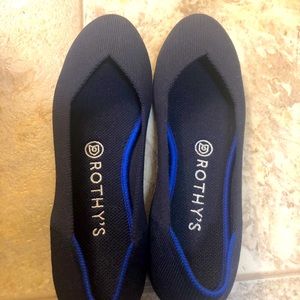 Rothy’s size 8 Navy Blue. Brand new, never wore